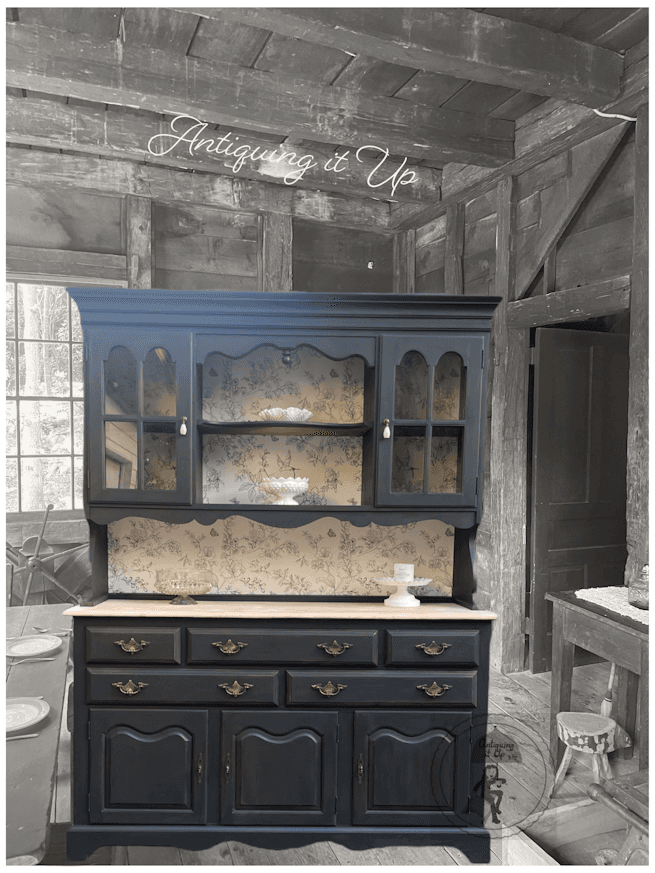 Elegant Colonial Style Hutch image 6
