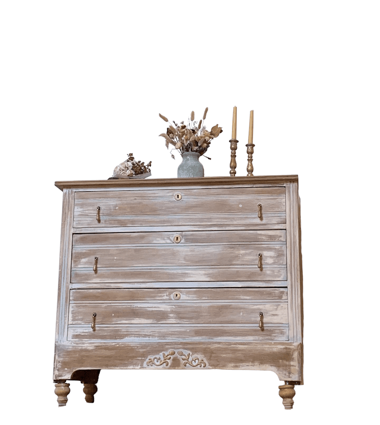 Campaign Rustisque Chest Of Drawers image 1