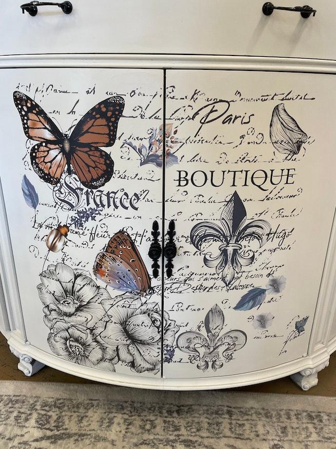 Buffet Half round with Butterfly motif image 3
