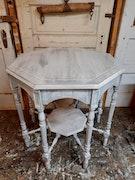 Salvaged refurbished Antique turned spindle spider table image 2