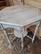 Salvaged refurbished Antique turned spindle spider table image 7