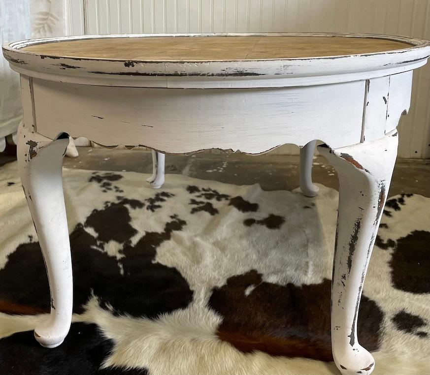 Shabby Chalk Paint Coffee Table image 6