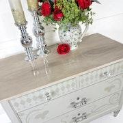 GLASS FOOTED CHEST of DRAWERS image 3
