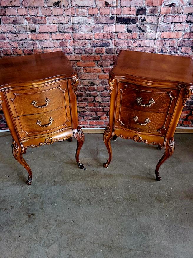 Set of Louis XV Style French Provincial nightstands image 2