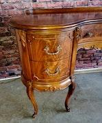 Stunning Louis XV Style French provincial desk image 8