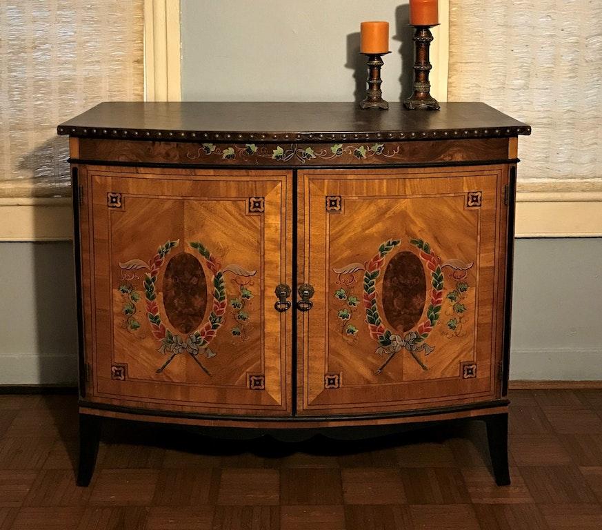 Elegant accent cabinet with Two doors (Wellington Hall) image 9