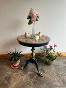 Round decorative table "Bye Bye Birdie" image 5